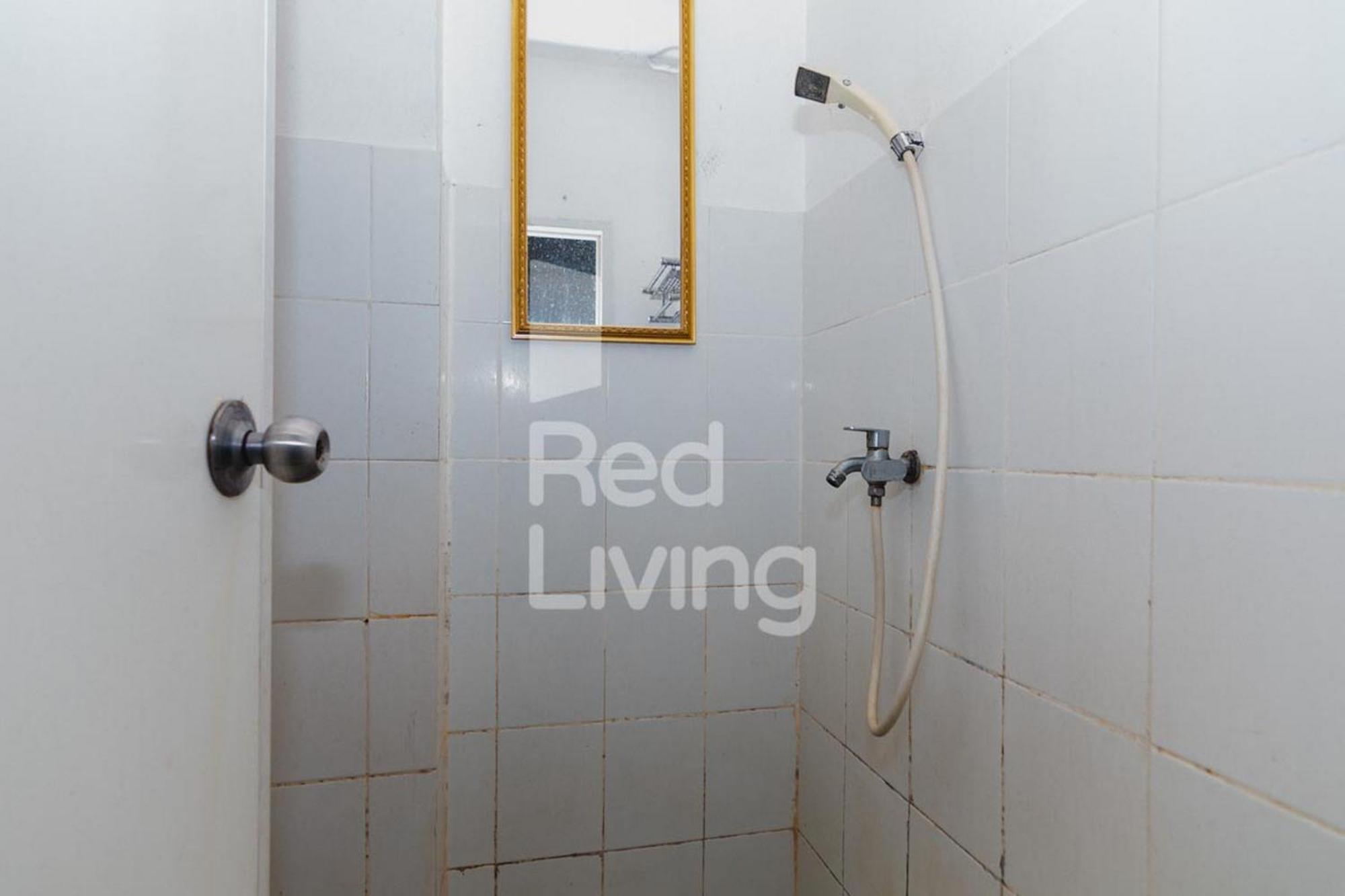 Redliving Apartemen Casablanca East Residence - Kayla Property Tower B จาการ์ตา ห้อง รูปภาพ